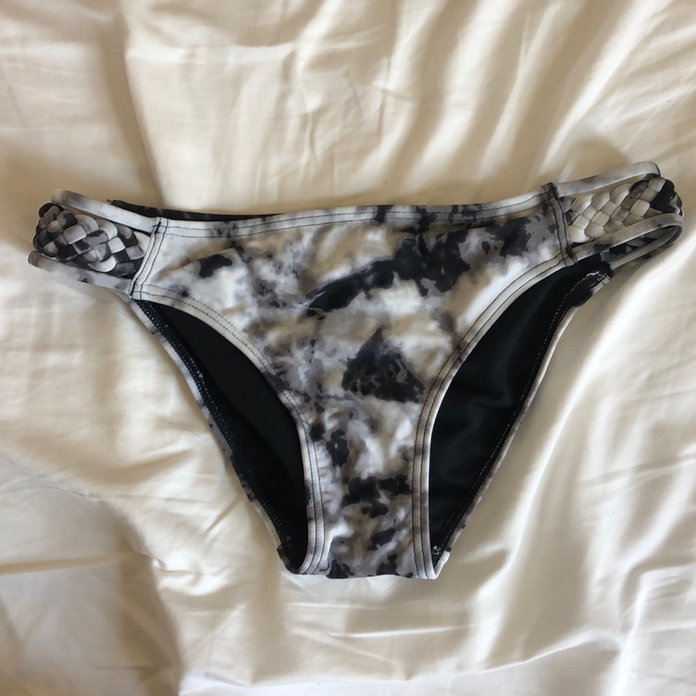 HOLLISTER BIKINI BOTTOM